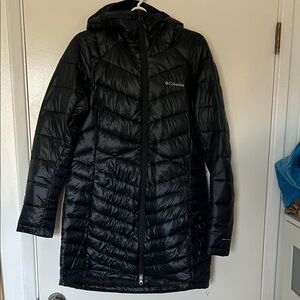 Columbia Women's Midnight Black Puffer Coat